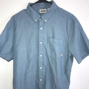 Men’s medium short sleeve button up